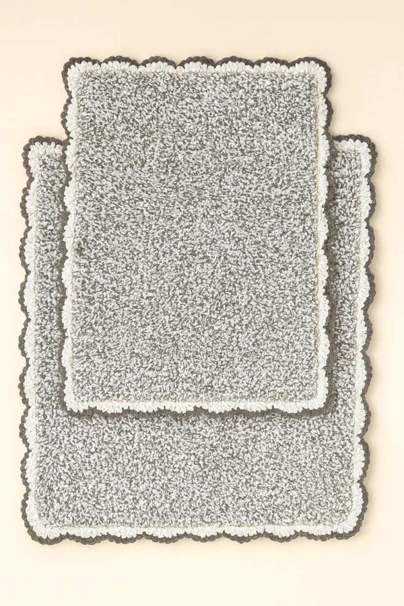 Grey Scalloped Bath Mat